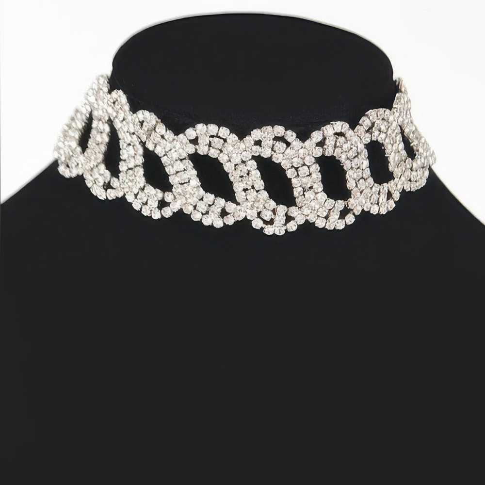 Rhinestone Chain Choker